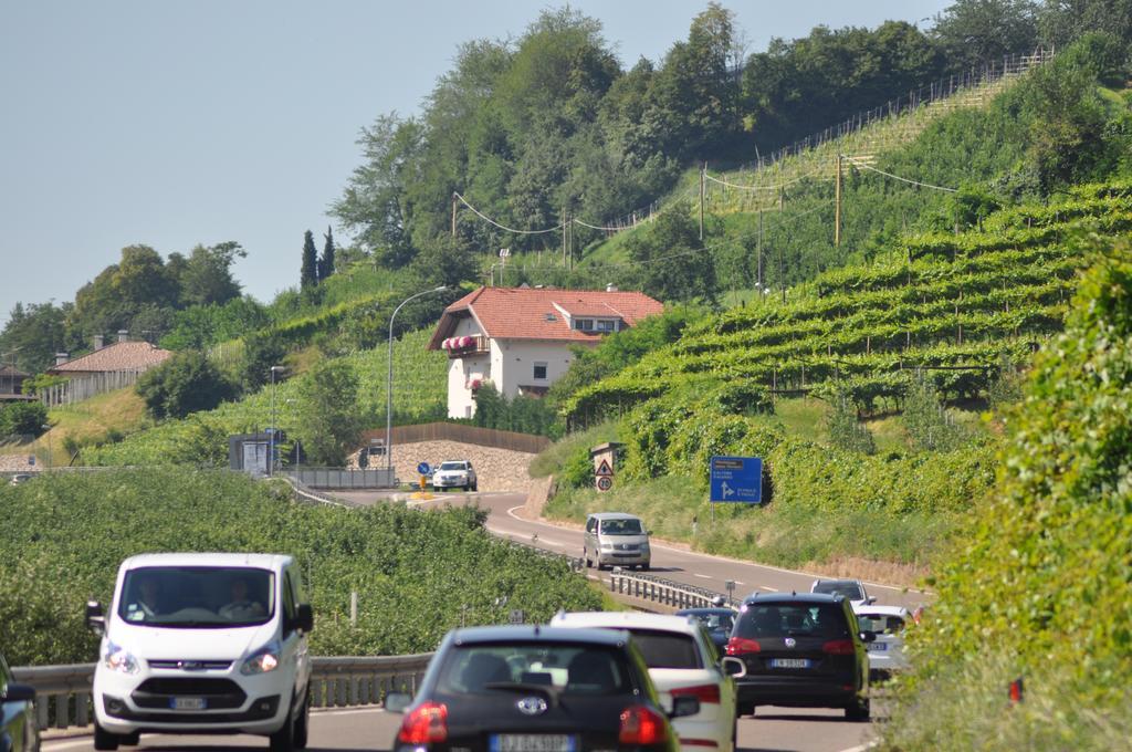 Garni San Paolo Hotel Appiano Sulla Strada Del Vino Exterior photo