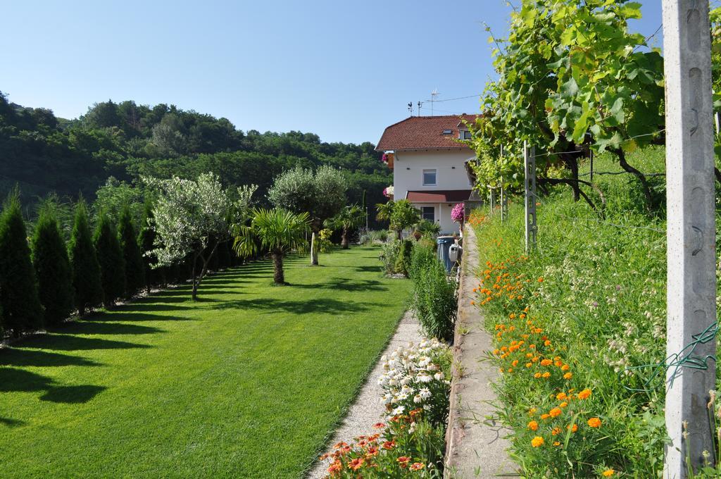 Garni San Paolo Hotel Appiano Sulla Strada Del Vino Exterior photo